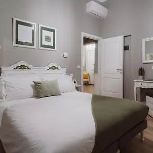 Dei Rolli Bed & Breakfast
