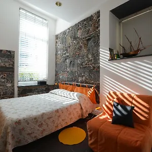 Dell'acquario Bed & Breakfast